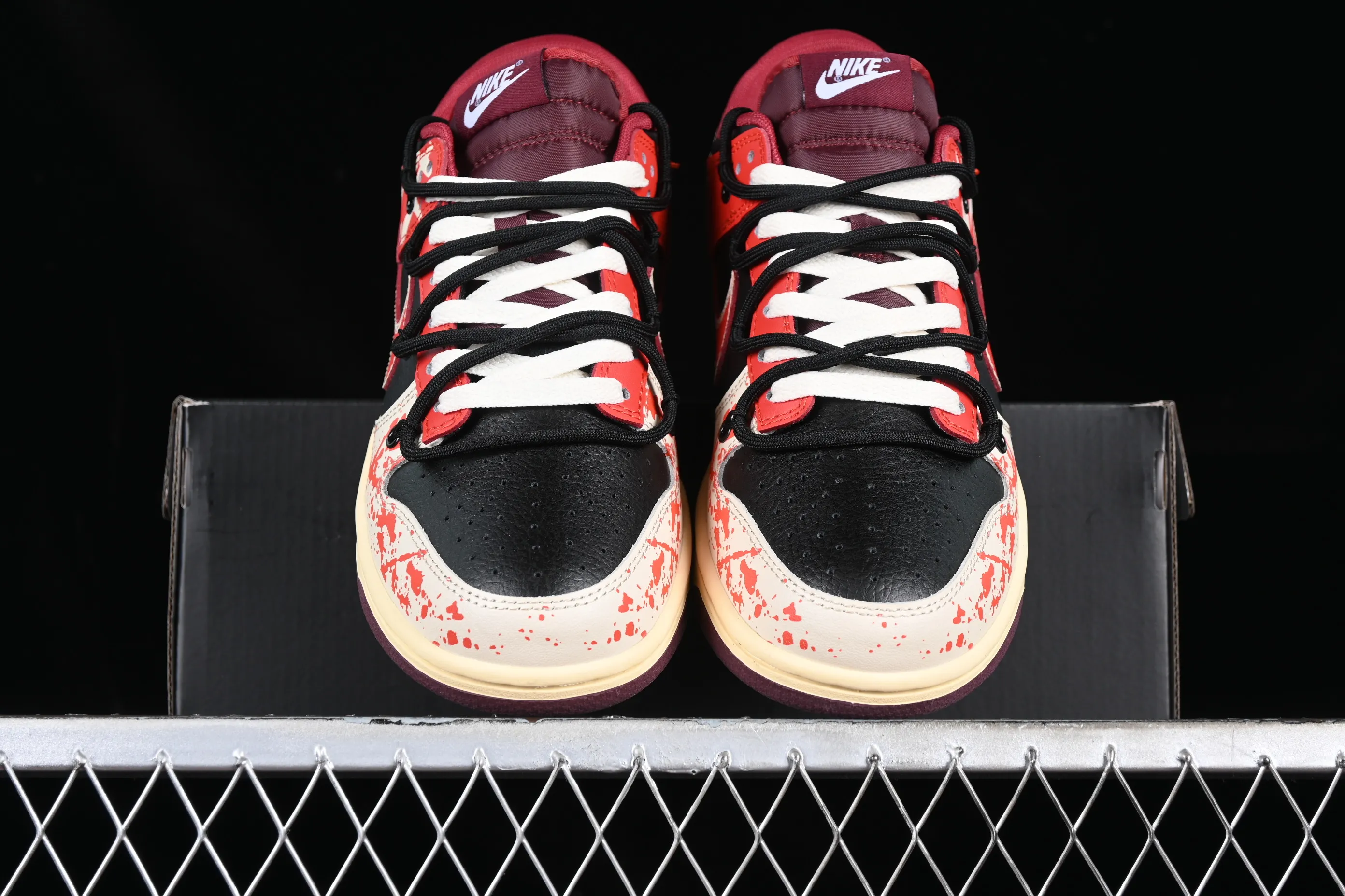 All categories Nk SB Dunk series Nk SB Dunk Low Low-top sneakers Nk Dunk Low WUYA Violent aesthetics Cool graffiti Retro distressed Deconstruction SB strap low-top casual sneakers DJ6188-600